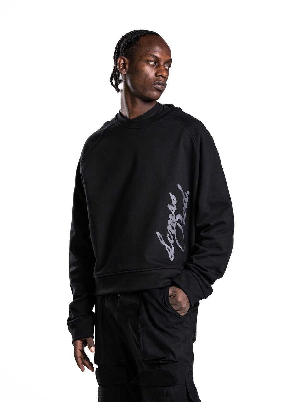 L.C. Prod. Round Crewneck / Black – LCMRS